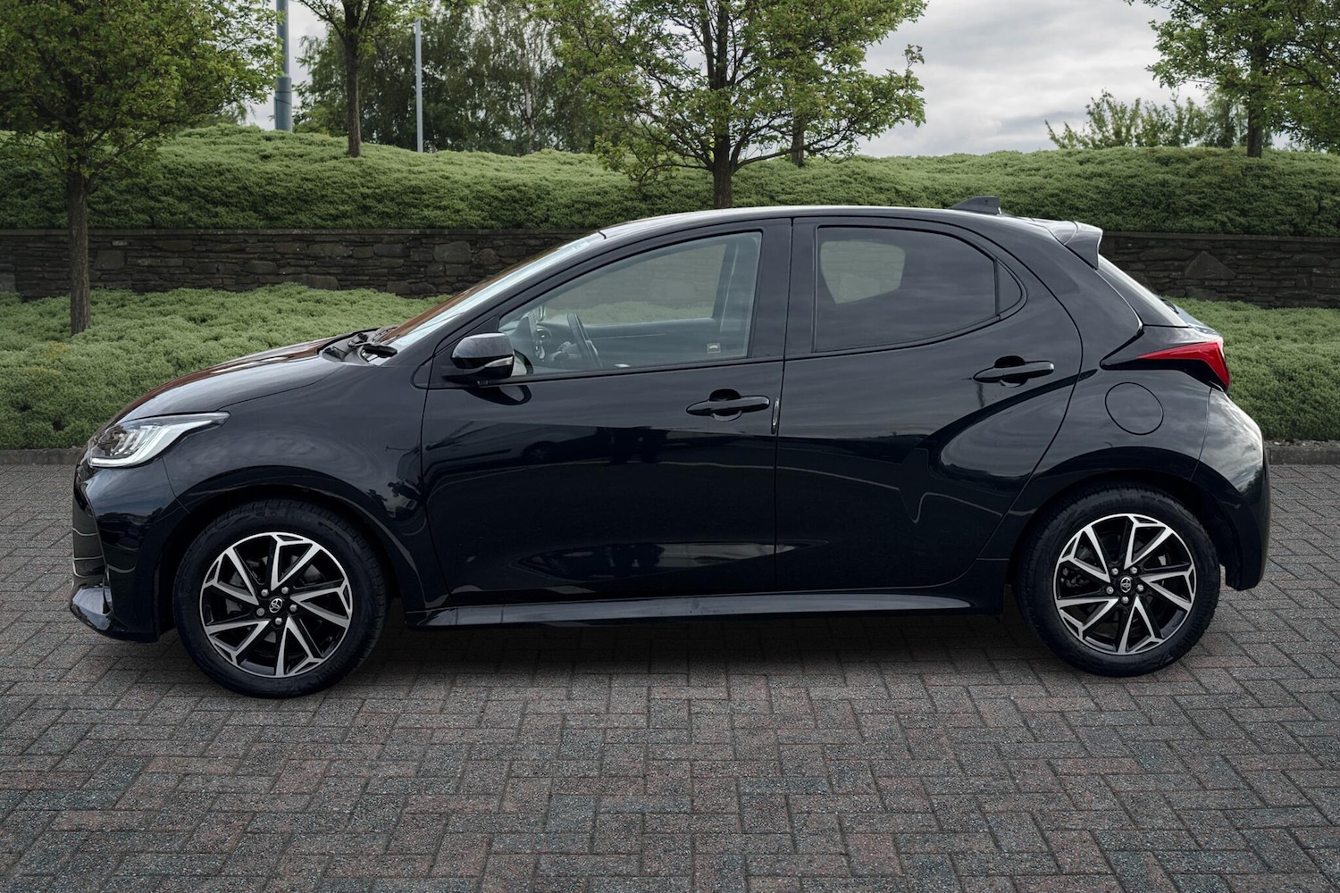 Used Toyota Yaris 2022 for sale - 76086097: Photo 17