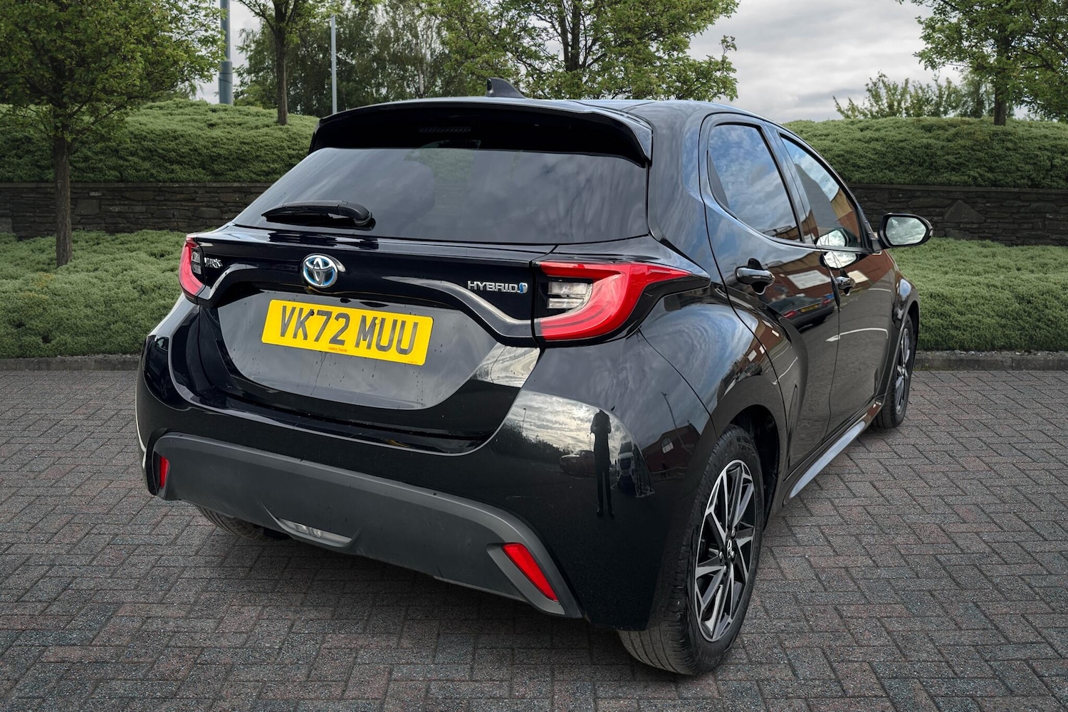 Used Toyota Yaris 2022 for sale - 76086097: Photo 2