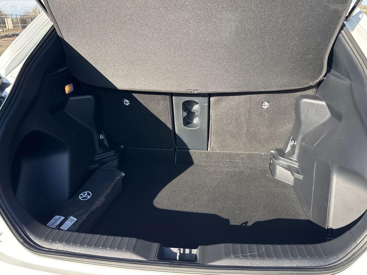 Used Toyota Yaris Cross 2023 for sale - 77725297: Photo 10