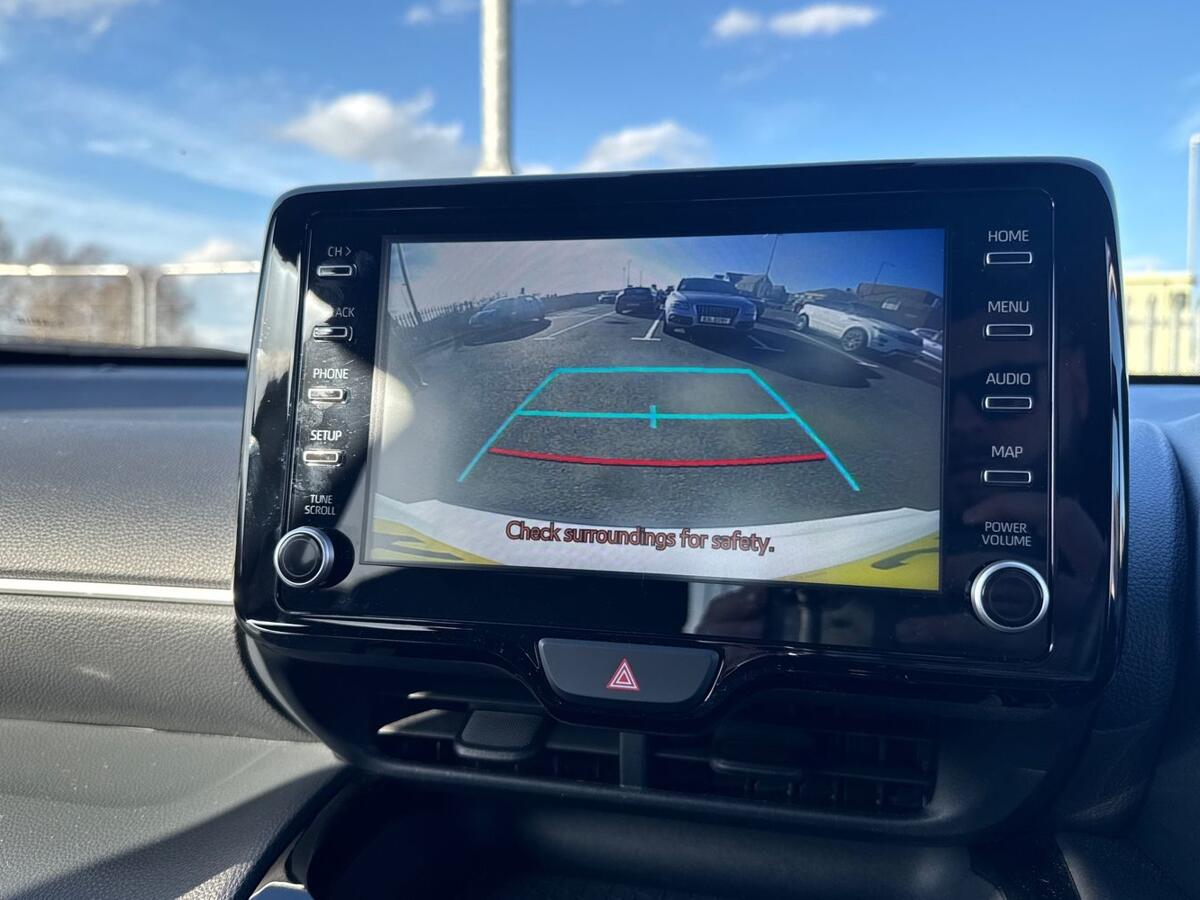 Used Toyota Yaris Cross 2023 for sale - 77725297: Photo 11