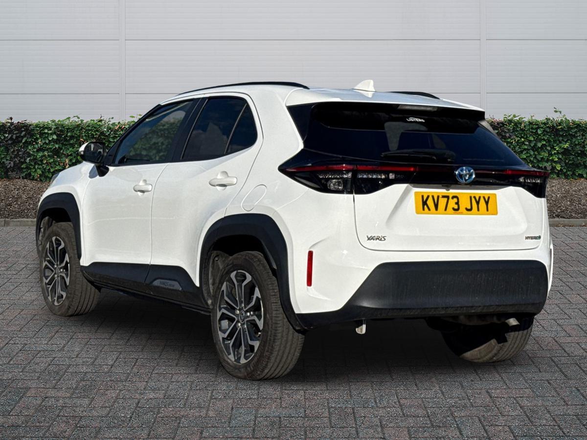 Used Toyota Yaris Cross 2023 for sale - 77725297: Photo 2