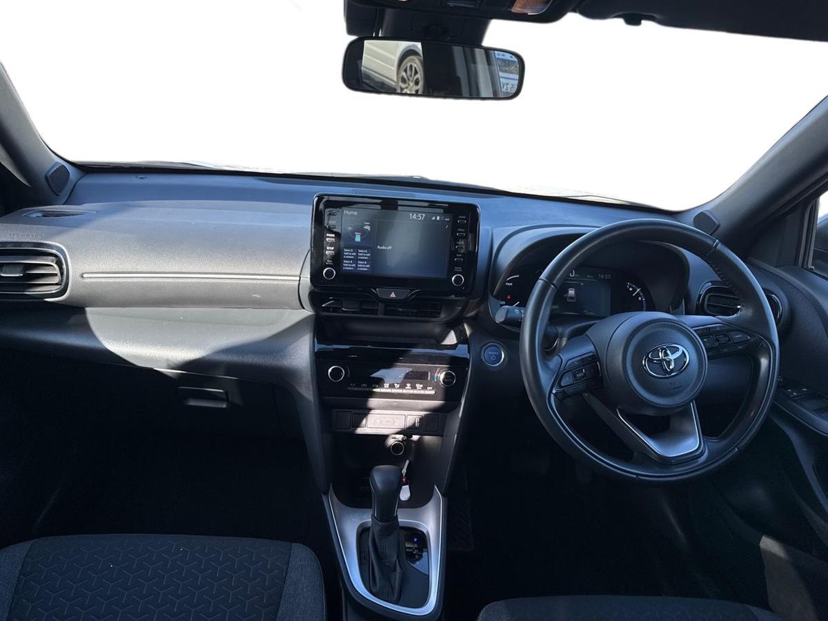 Used Toyota Yaris Cross 2023 for sale - 77725297: Photo 8