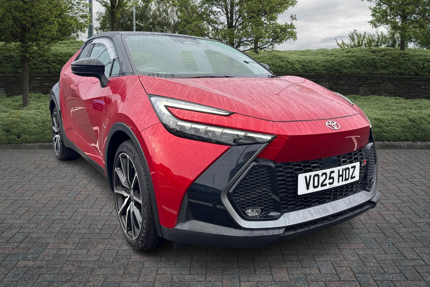 Used Toyota C-HR 2025 for sale - 76514480: Photo 1