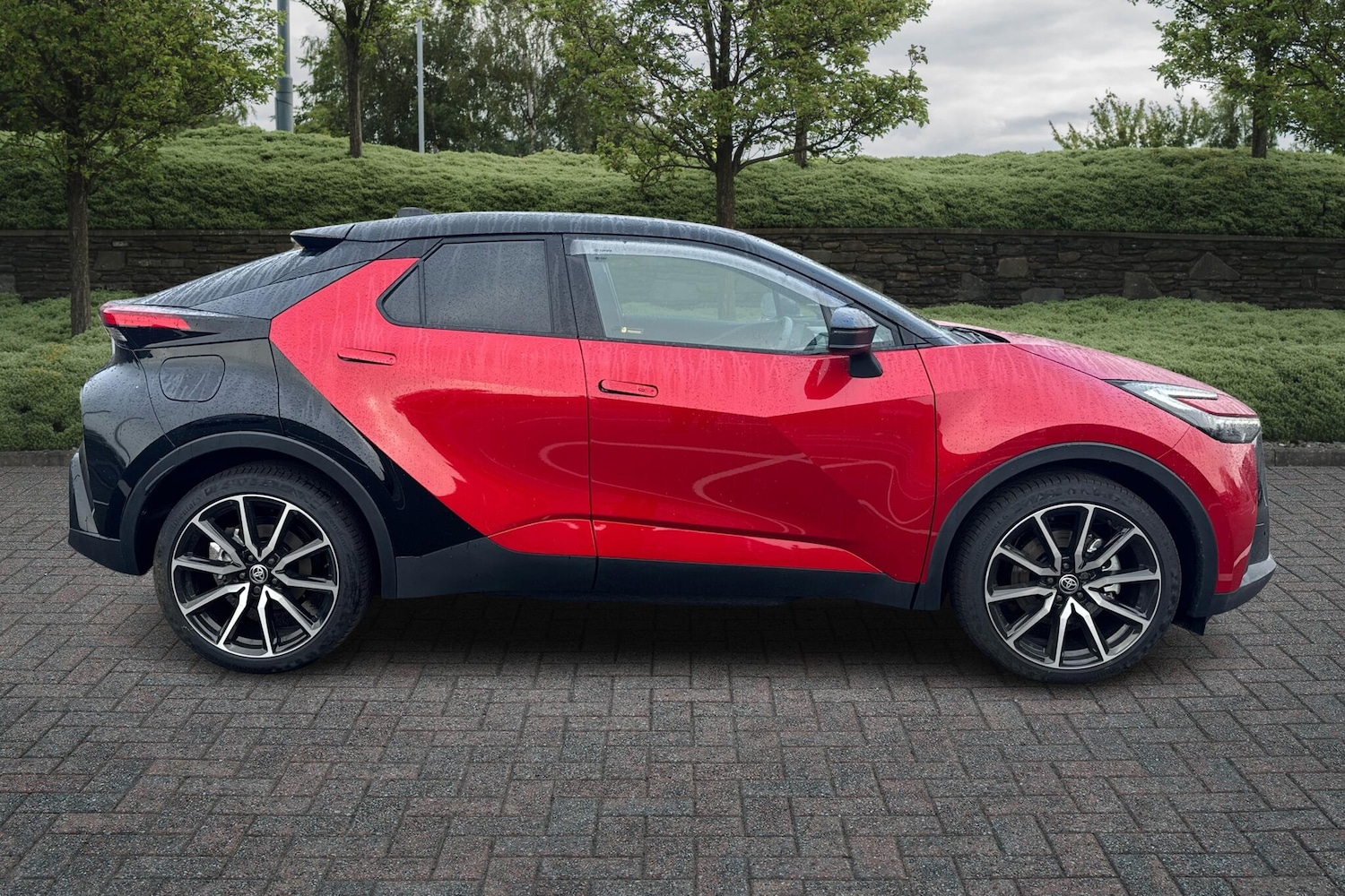 Used Toyota C-HR 2025 for sale - 76514480: Photo 16