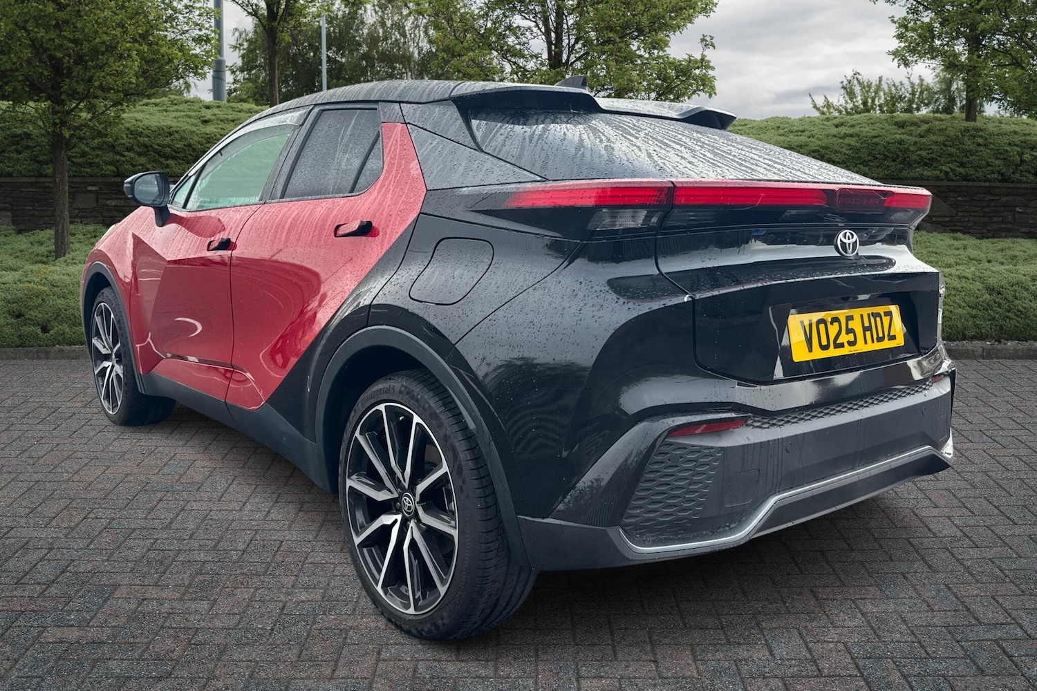 Used Toyota C-HR 2025 for sale - 76514480: Photo 4