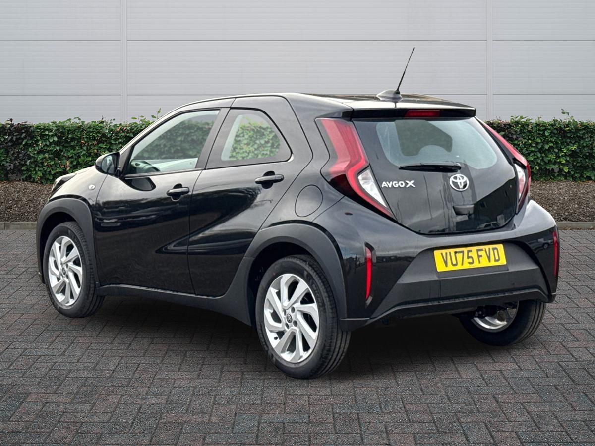 Used Toyota Aygo X 2025 for sale - 76800639: Photo 2