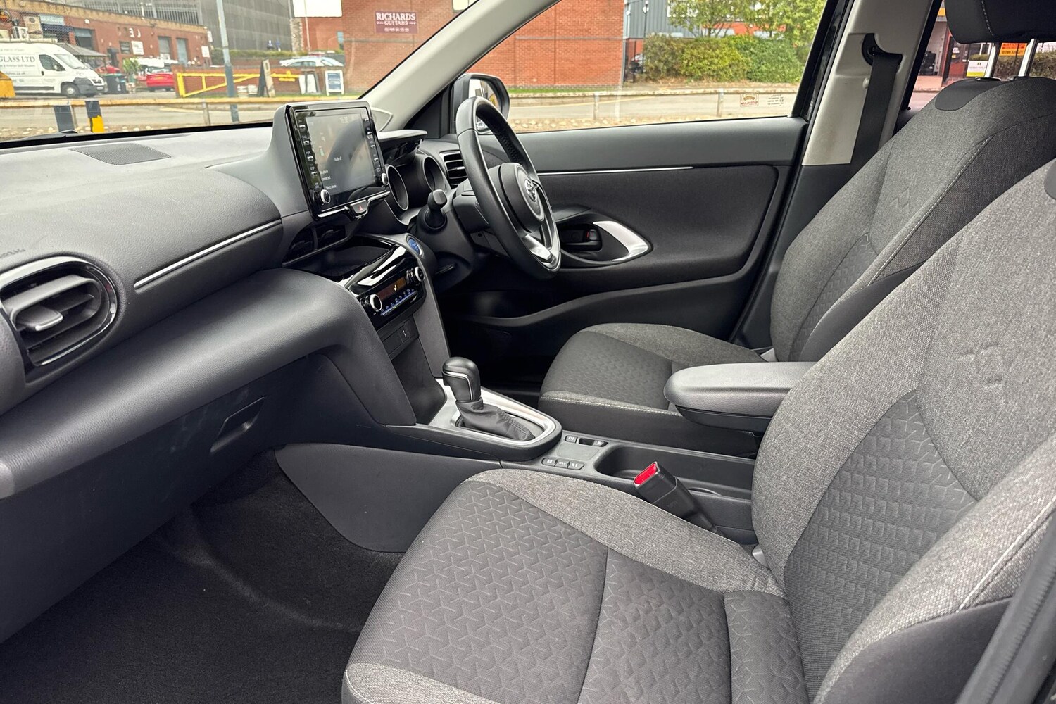 Used Toyota Yaris 2023 for sale - 76025872: Photo 10