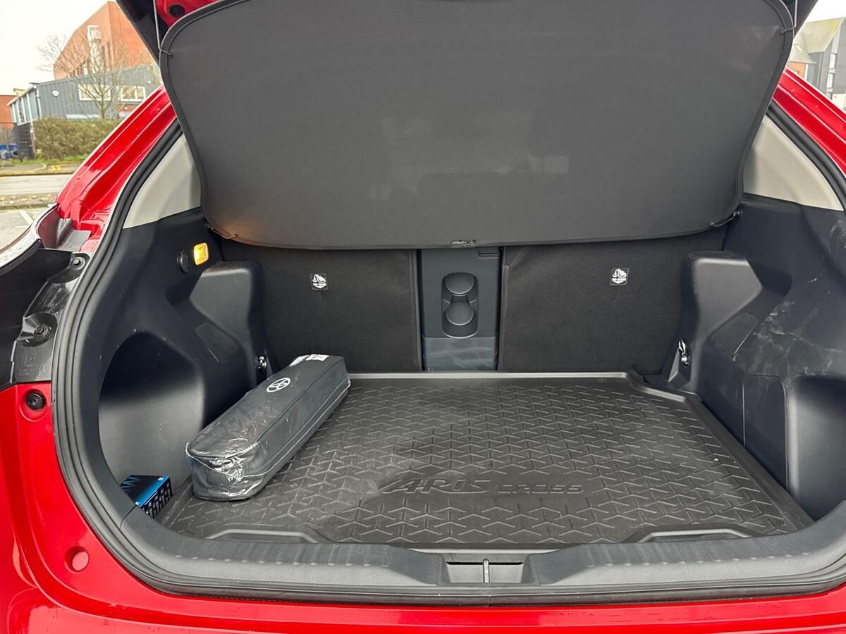 Used Toyota Yaris Cross 2022 for sale - 77013636: Photo 10