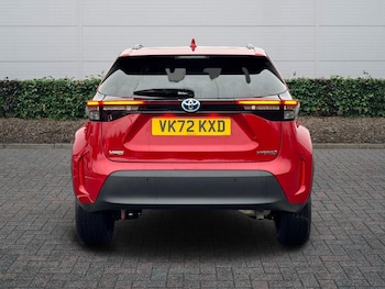 Used Toyota Yaris Cross 2022 for sale - 77013636: Photo