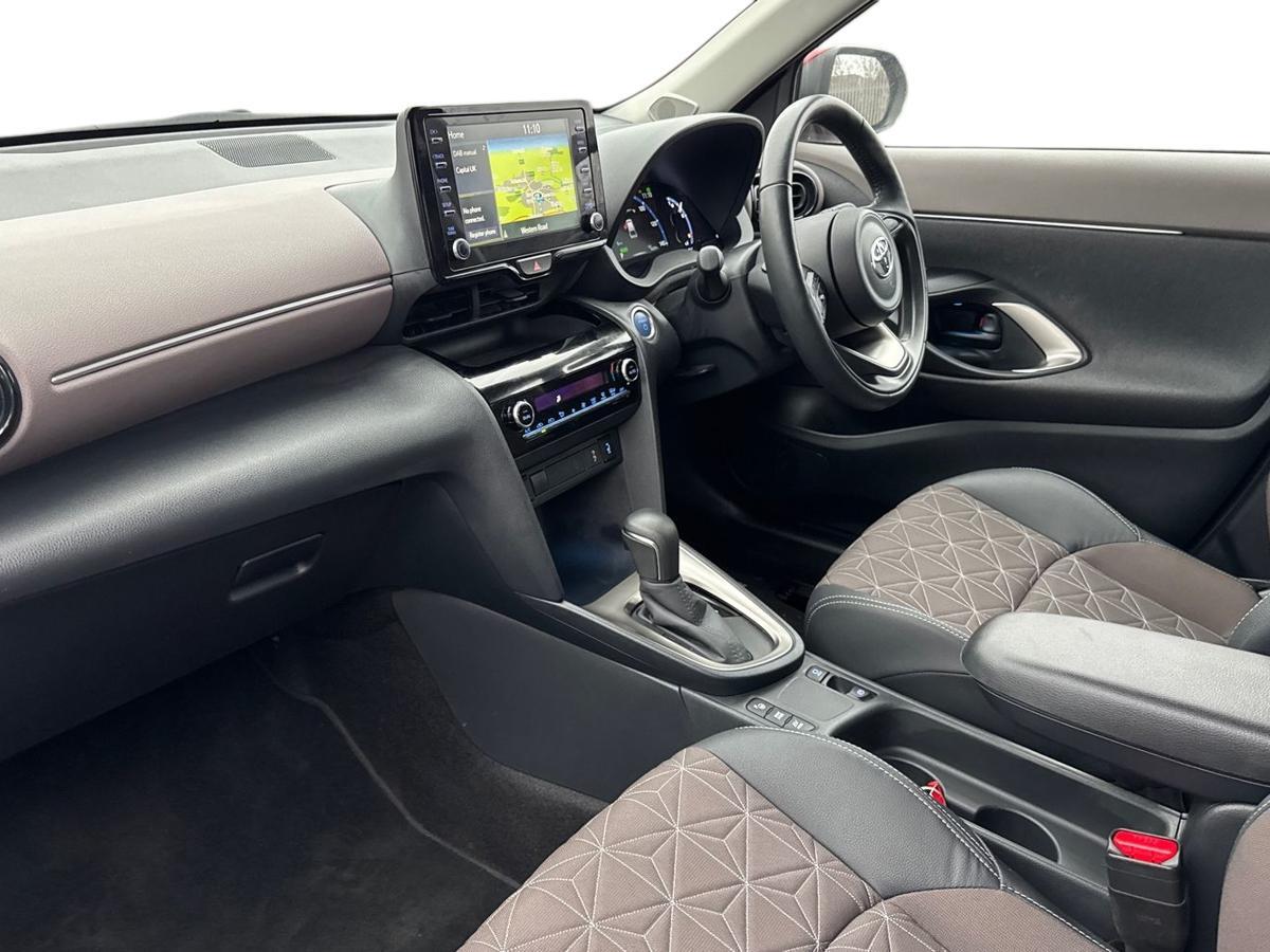 Used Toyota Yaris Cross 2022 for sale - 77013636: Photo 7