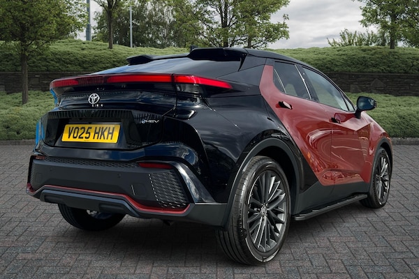 Used Toyota C-HR 2025 for sale - 75709404: Photo 2