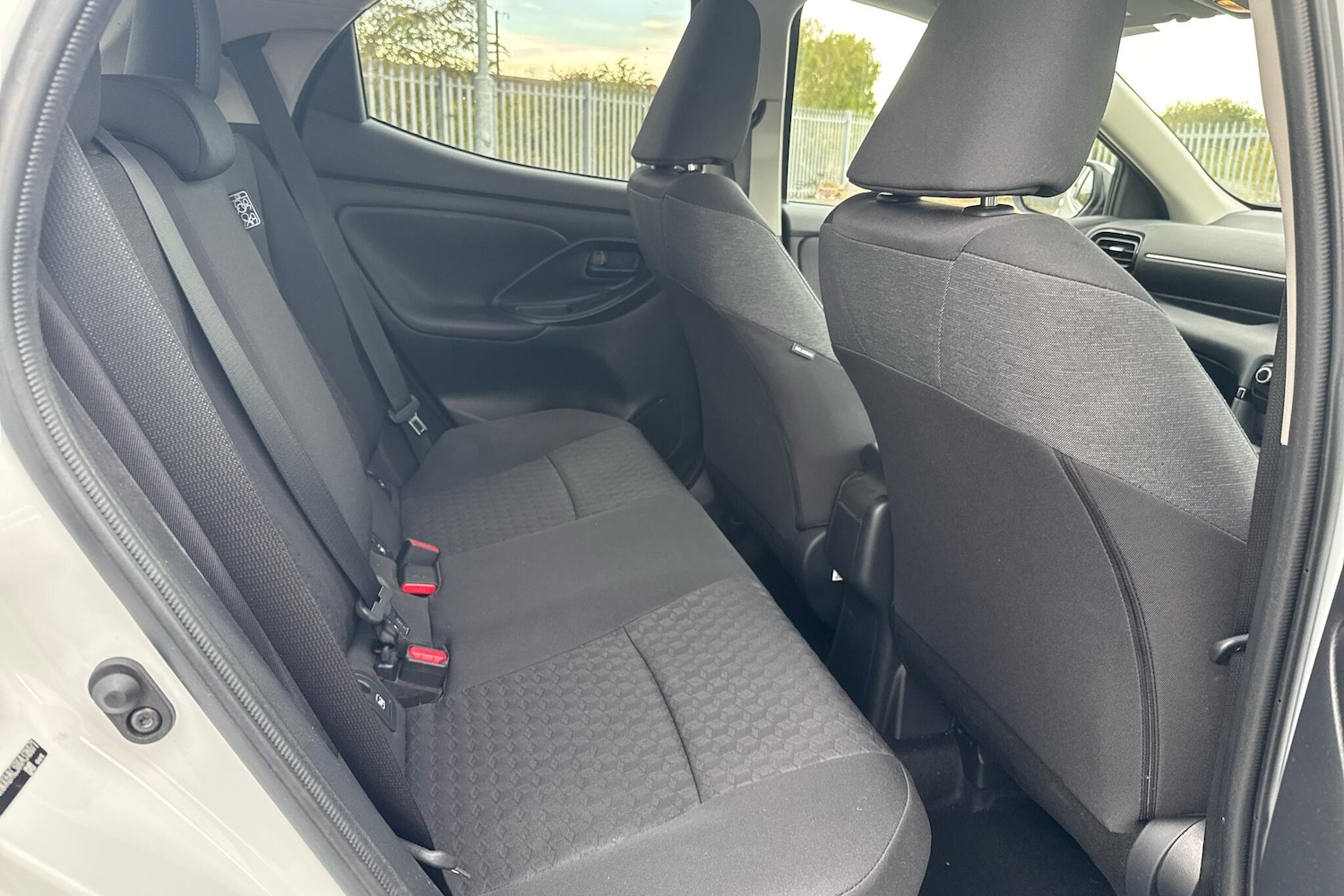 Used Toyota Yaris 2024 for sale - 77124354: Photo 13