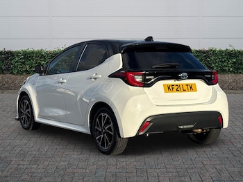 Used Toyota Yaris 2021 for sale - 76800548: Photo