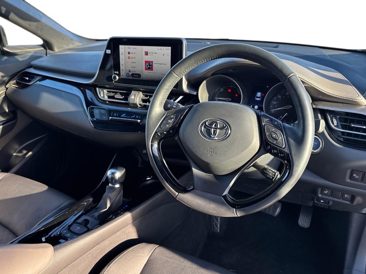 Used Toyota C-HR 2023 for sale - 76359812: Photo 12