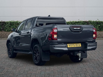 Used Toyota Hilux 2025 for sale - 79281106: Photo