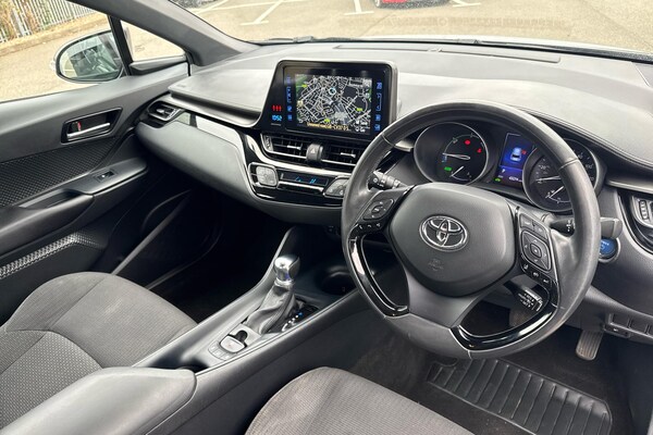 Used Toyota C-HR 2019 for sale - 76154379: Photo 5