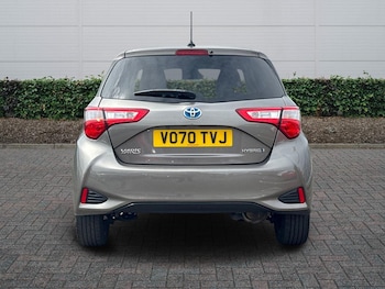 Used Toyota Yaris 2020 for sale - 78912489: Photo