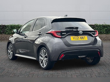 Used Toyota Yaris 2021 for sale - 77627093: Photo