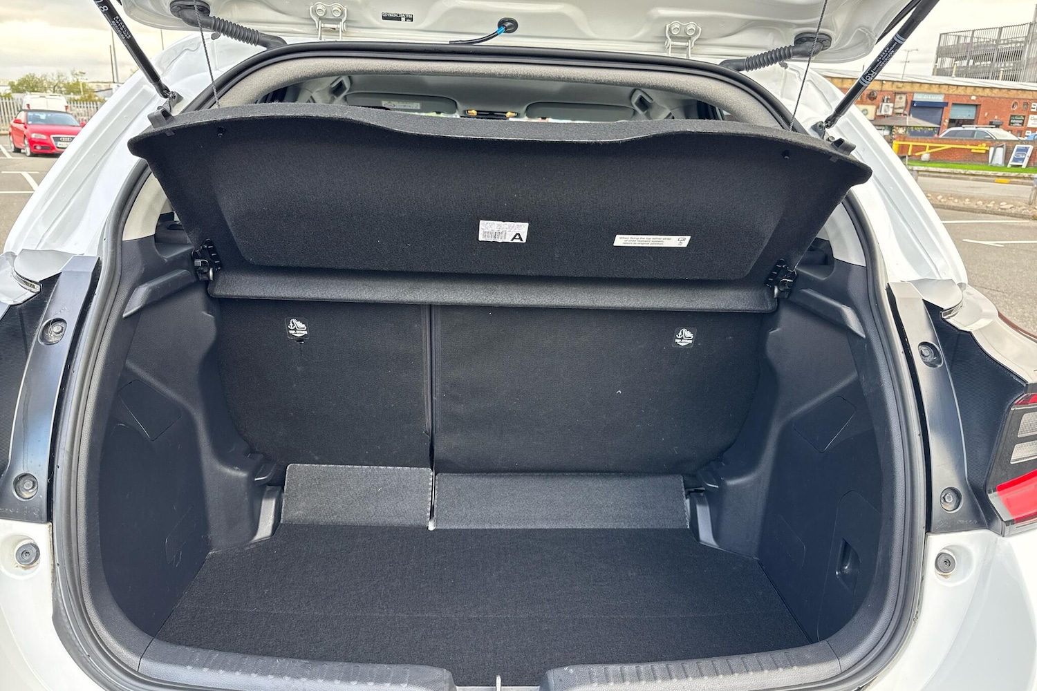 Used Toyota Yaris 2022 for sale - 76400276: Photo 14