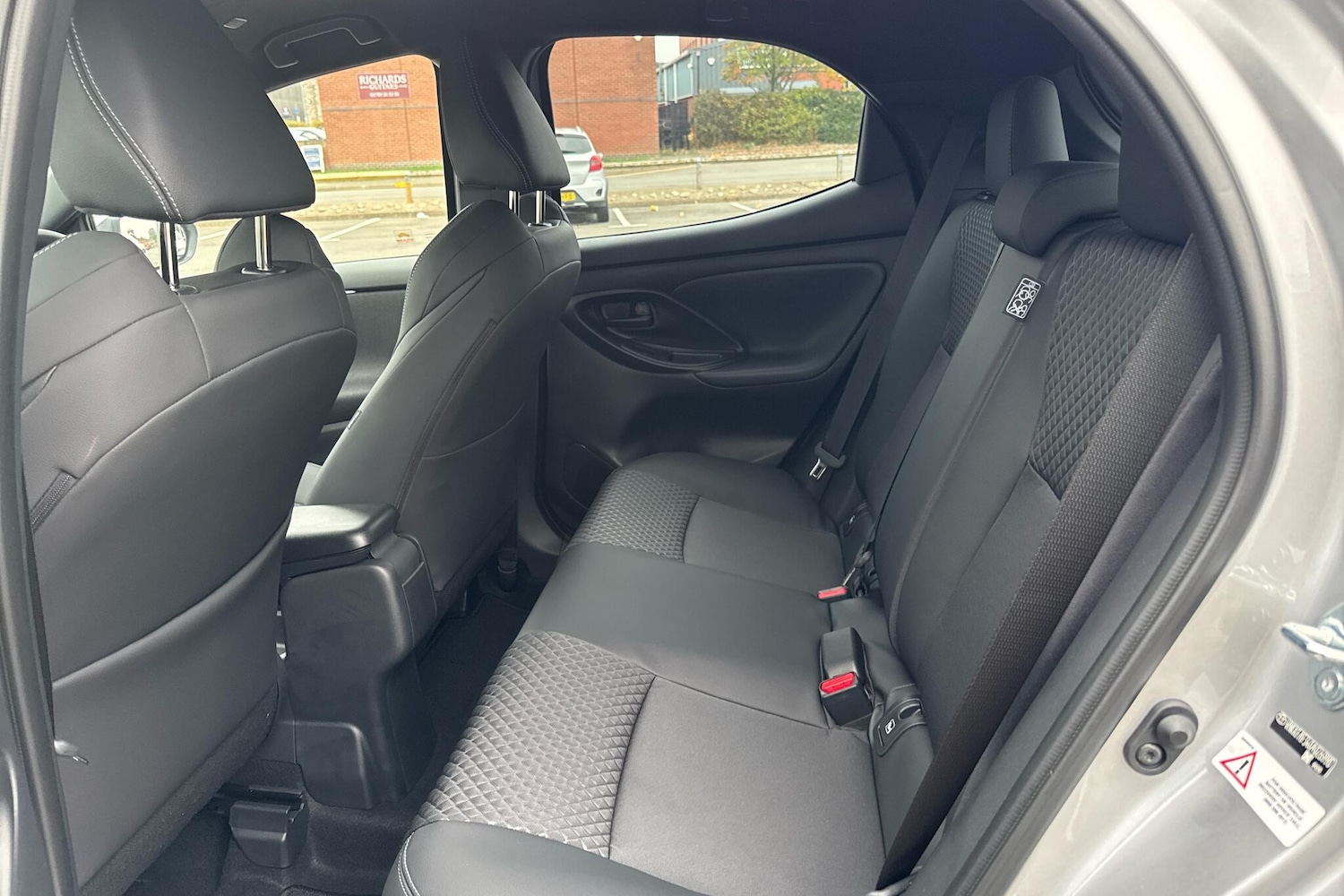 Used Toyota Yaris 2025 for sale - 76271562: Photo 12