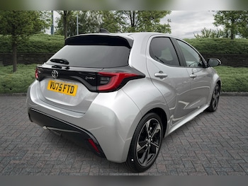 Used Toyota Yaris 2025 for sale - 76271562: Photo 2