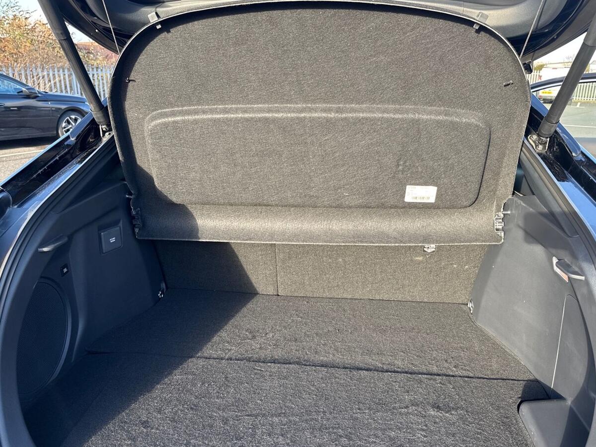 Used Toyota C-HR 2024 for sale - 76716786: Photo 10