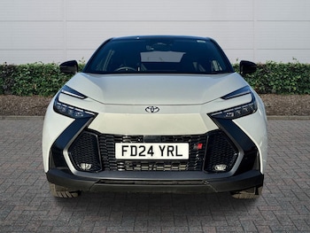 Used Toyota C-HR 2024 for sale - 76716786: Photo