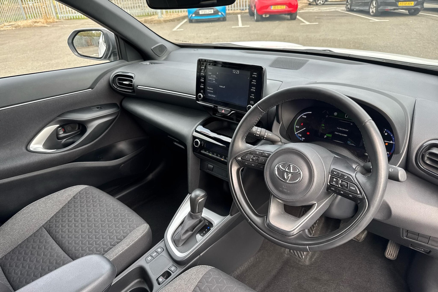 Used Toyota Yaris 2024 for sale - 76073834: Photo 5
