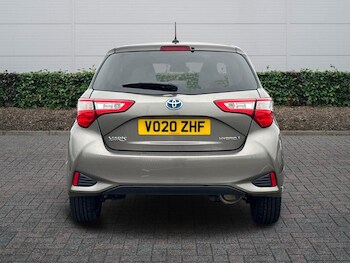 Used Toyota Yaris 2020 for sale - 78320275: Photo