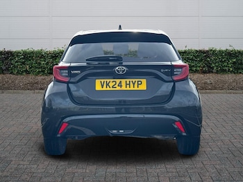 Used Toyota Yaris 2024 for sale - 77575954: Photo