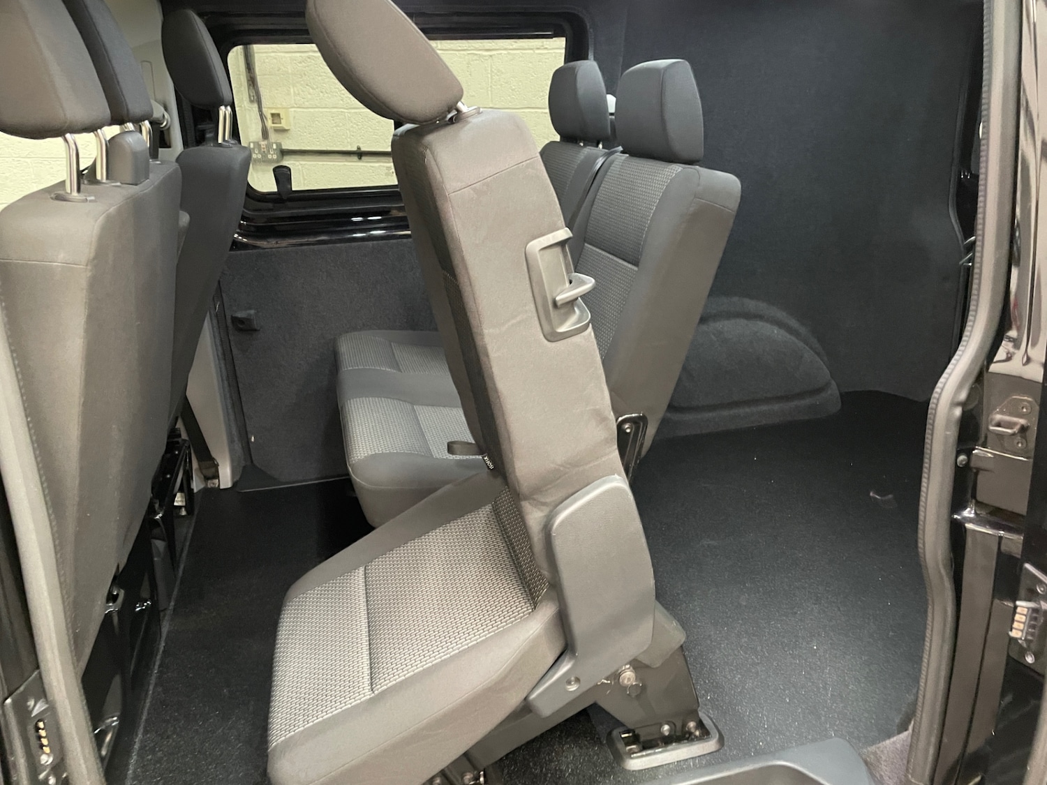 Used Volkswagen Transporter 2021 for sale - 76036023: Photo 23