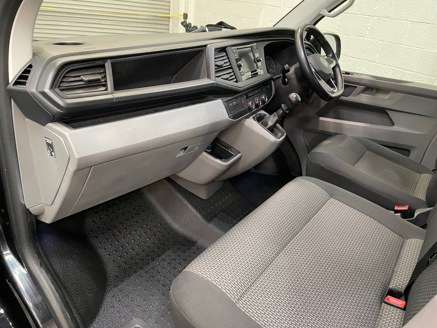 Used Volkswagen Transporter 2021 for sale - 76036023: Photo 29