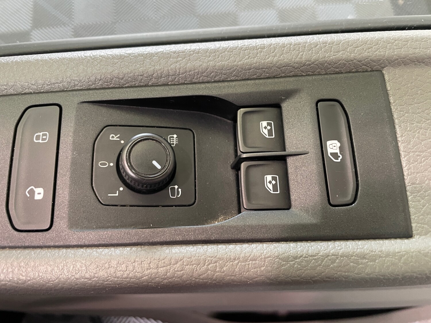 Used Volkswagen Transporter 2021 for sale - 76036023: Photo 47