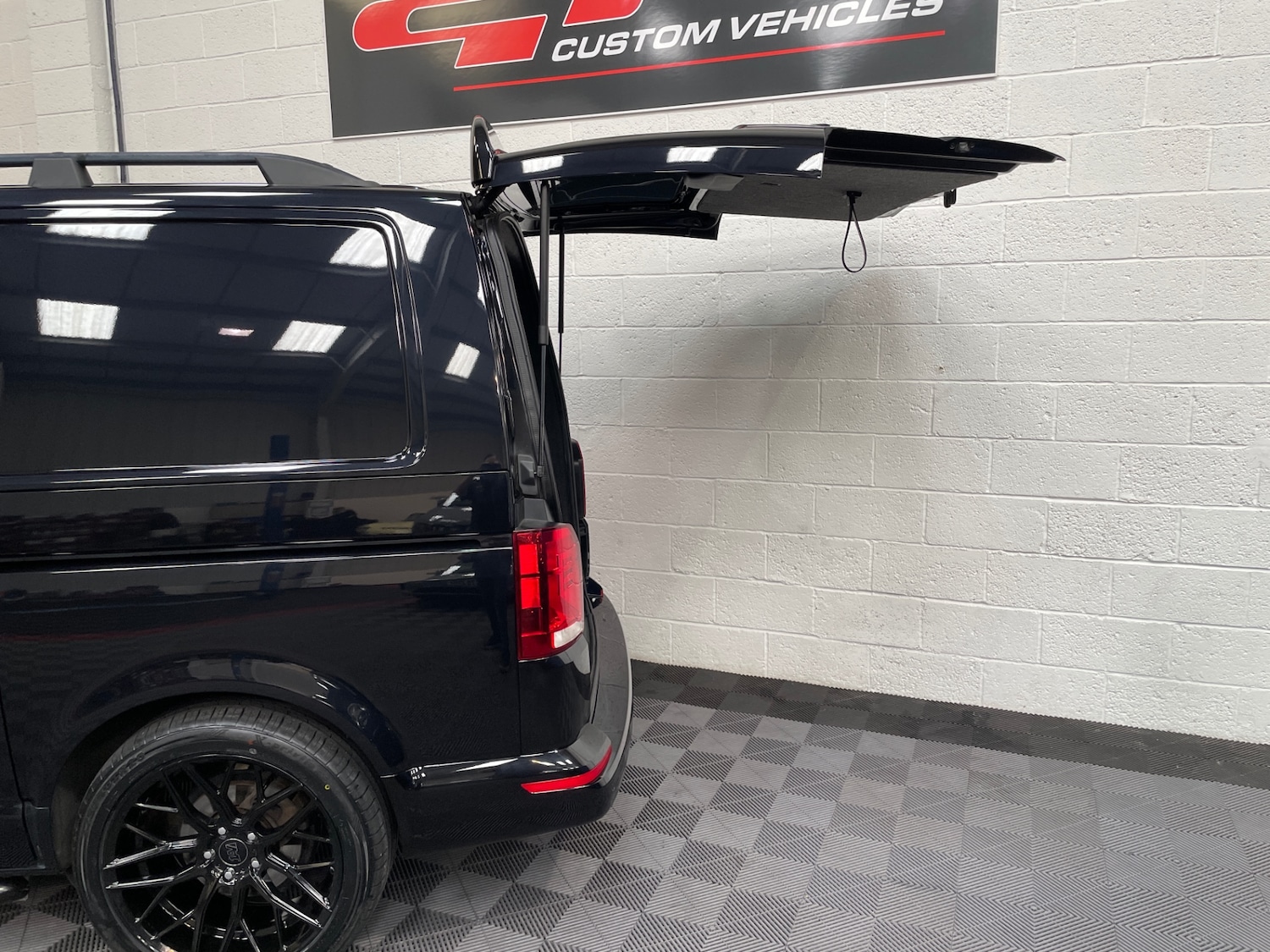 Used Volkswagen Transporter 2022 for sale - 76036009: Photo 18