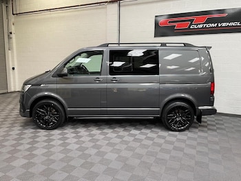 Used Volkswagen Transporter 2022 for sale - 79205705: Photo