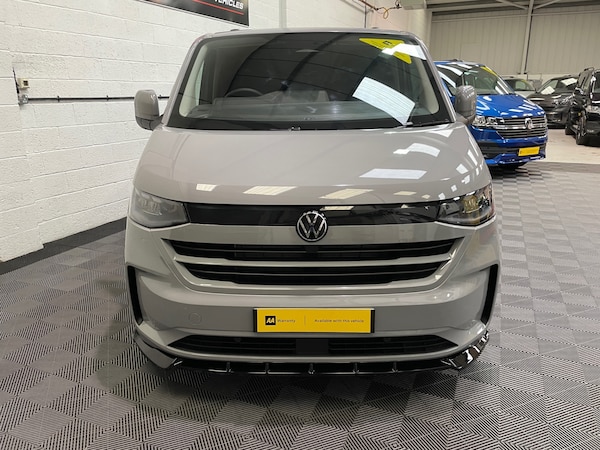Used Volkswagen Transporter 2025 for sale - 76160941: Photo 2