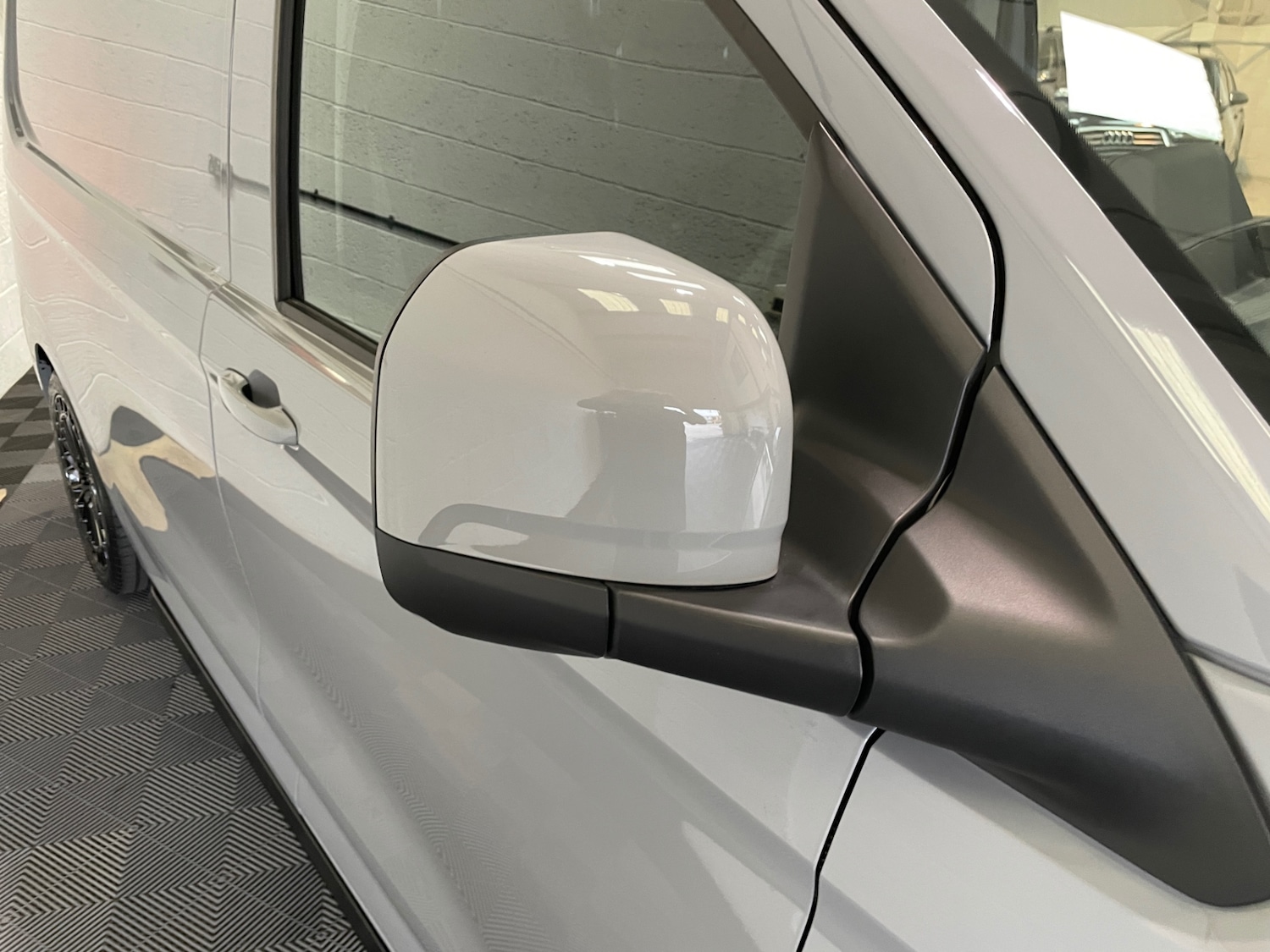 Used Volkswagen Transporter 2025 for sale - 76160941: Photo 42