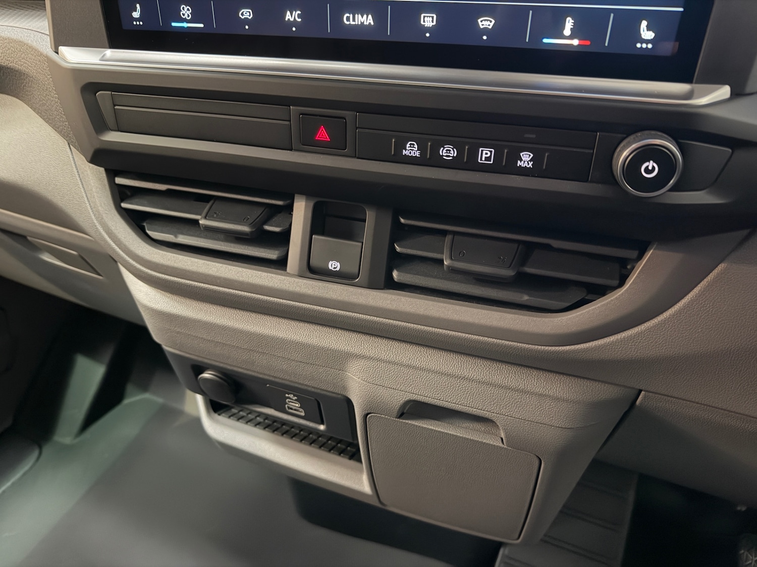 Used Volkswagen Transporter 2026 for sale - 77475761: Photo 44