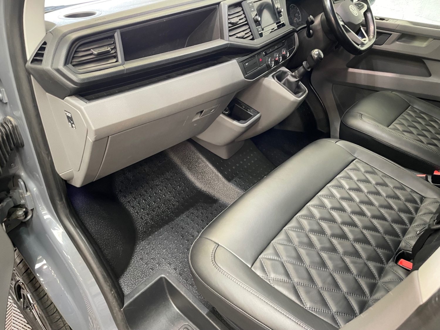 Used Volkswagen Transporter 2021 for sale - 76980017: Photo 25