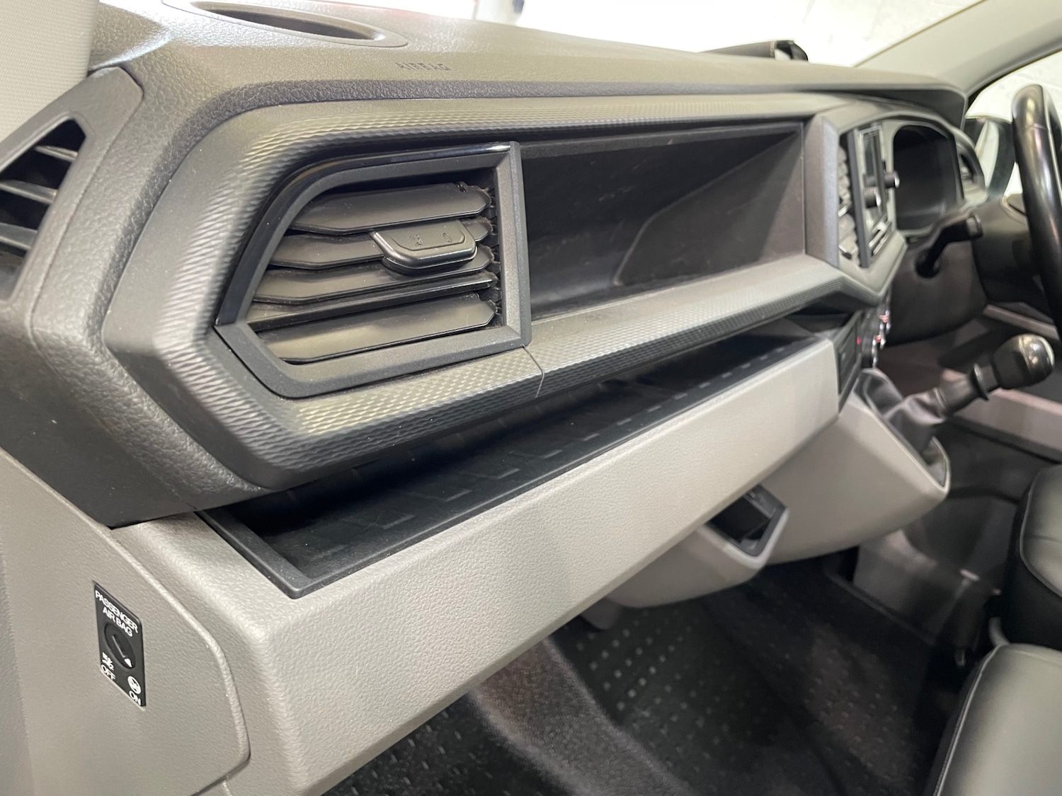 Used Volkswagen Transporter 2021 for sale - 76980017: Photo 43