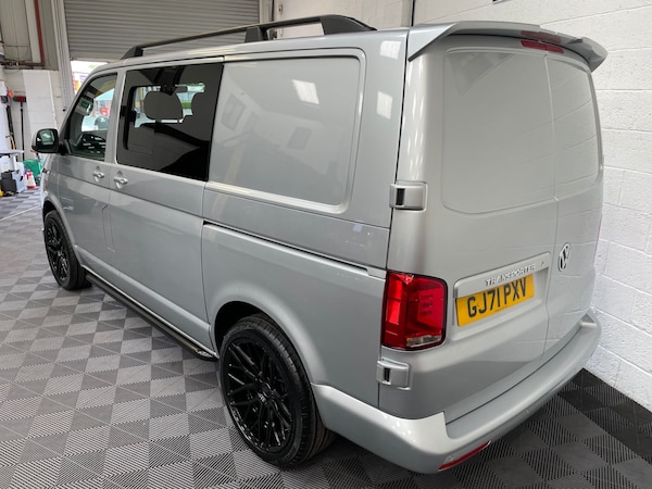 Used Volkswagen Transporter 2021 for sale - 74624657: Photo 10