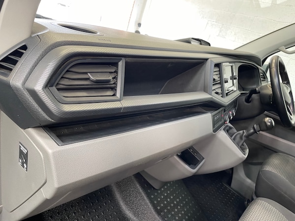 Used Volkswagen Transporter 2021 for sale - 74624657: Photo 32