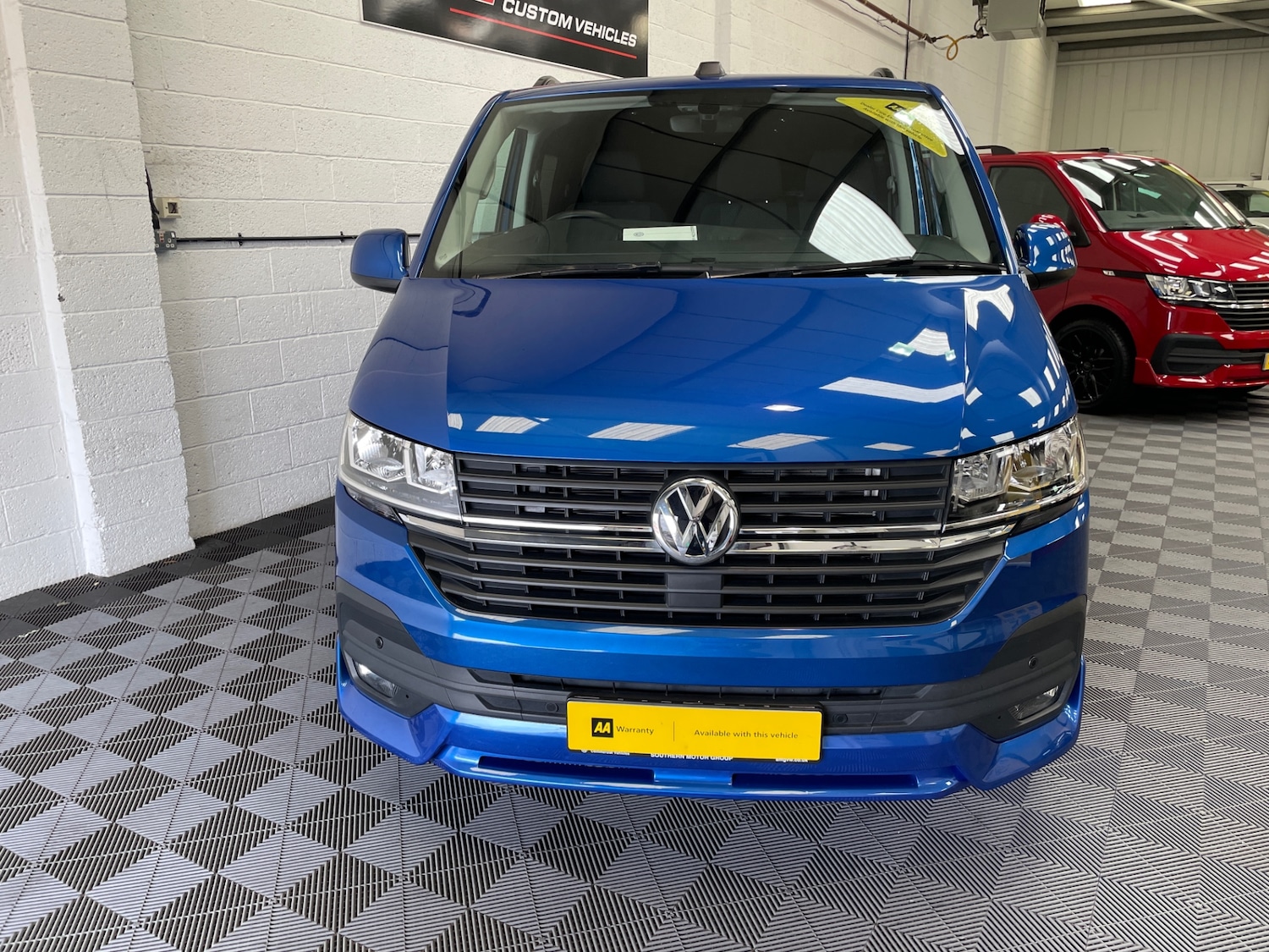 Used Volkswagen Transporter 2022 for sale - 76035897: Photo 2
