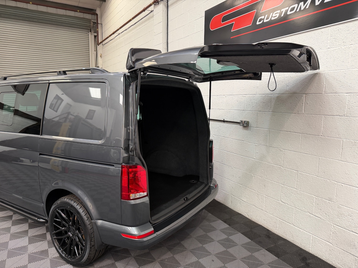 Used Volkswagen Transporter 2021 for sale - 77578748: Photo 15