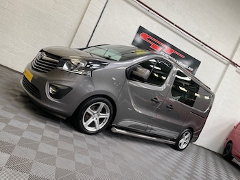 Used Vauxhall Vivaro 2017 for sale - 75604735: Photo