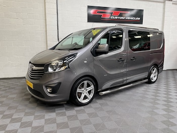 Used Vauxhall Vivaro 2017 for sale - 75604735: Photo