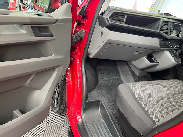 Used Volkswagen Transporter 2021 for sale - 75303382: Photo 31