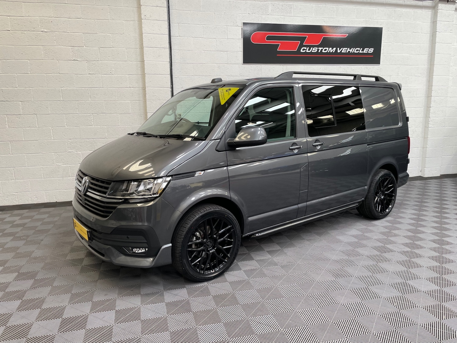 Used Volkswagen Transporter 2023 for sale - 77934218: Photo 4