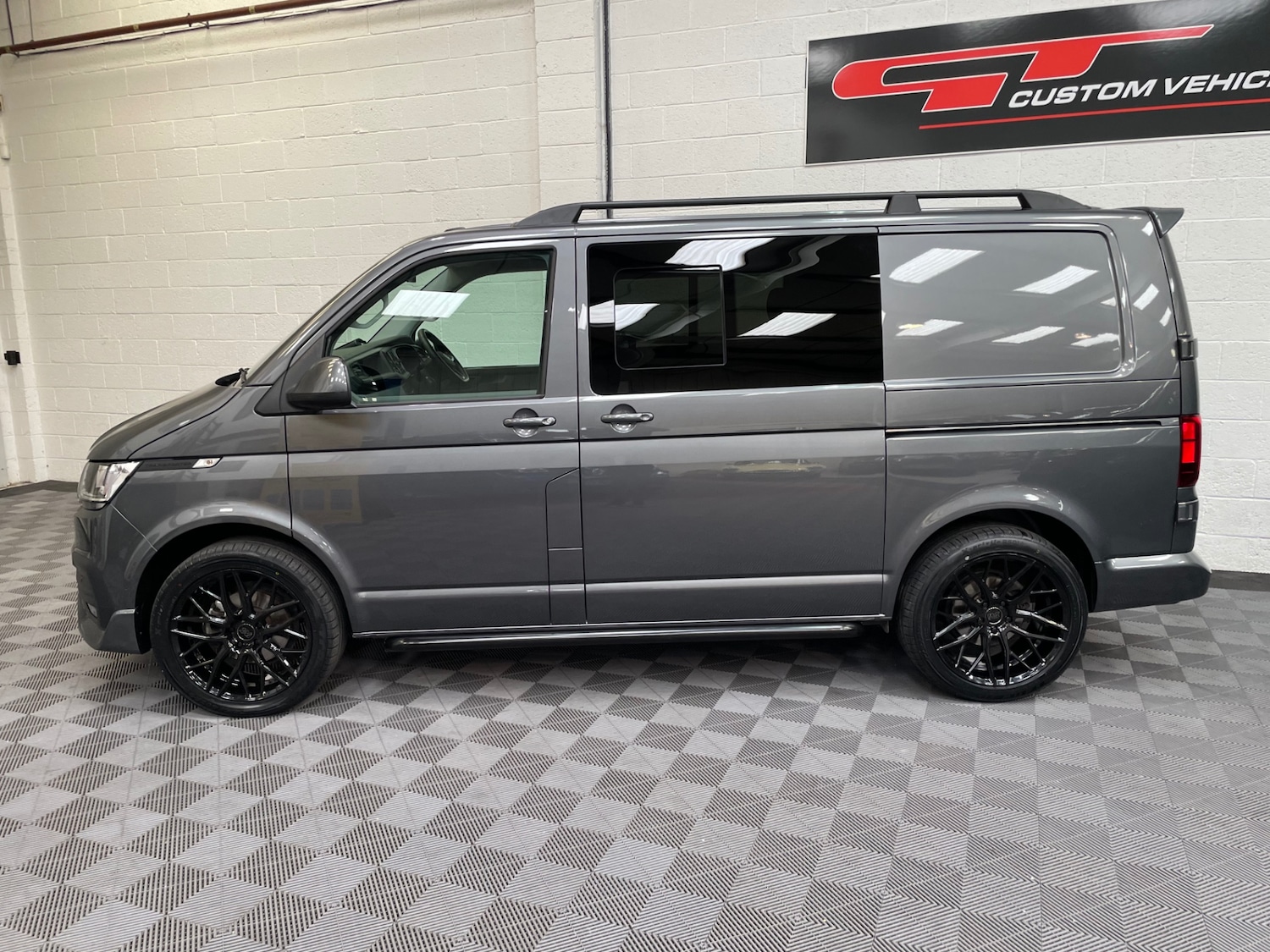Used Volkswagen Transporter 2023 for sale - 77934218: Photo 5