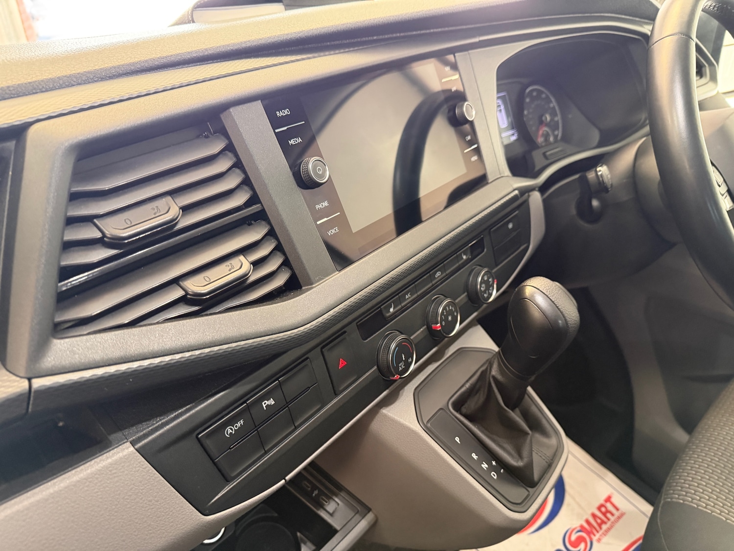 Used Volkswagen Transporter 2023 for sale - 77934218: Photo 50